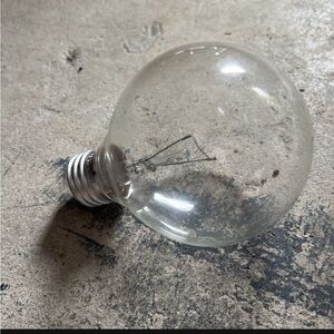 GE Clear Vanity Round 40W Light Bulb